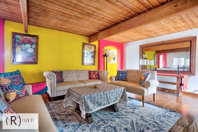 Building Photo - An Oasis of Calm In the Center of Riverside, CA