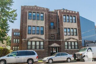 Building Photo - 1 bedroom in Chicago IL 60625