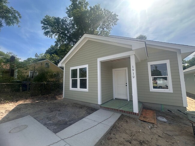 Building Photo - New Construction 3 Bedroom Home