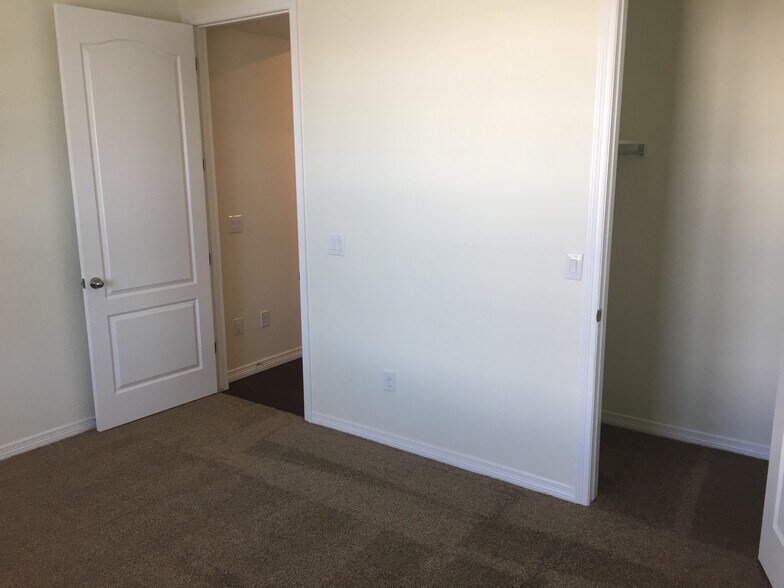 Bedroom has walk-in closet - 14775 Chicago Street (Suite)