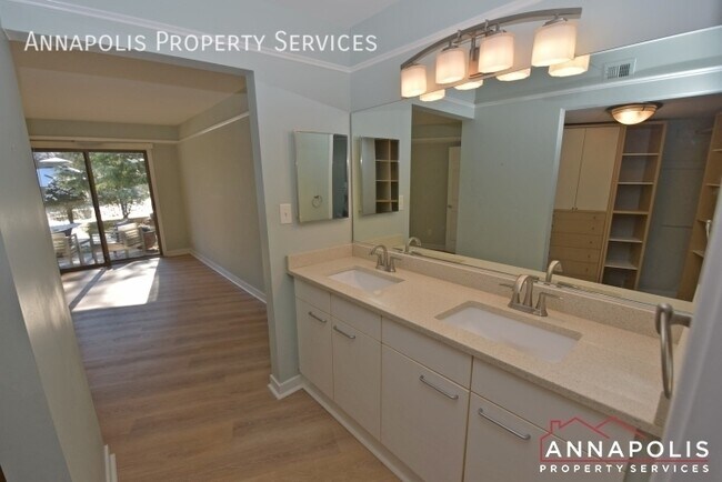 Building Photo - 2008 Quay Village Ct