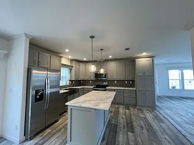 Building Photo - 34873 Robins Song Rd