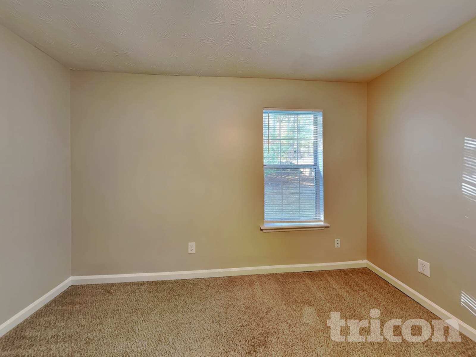 Building Photo - 5625 Longbow Dr