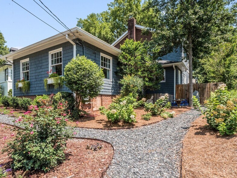 Building Photo - 2287 Melante Dr NE