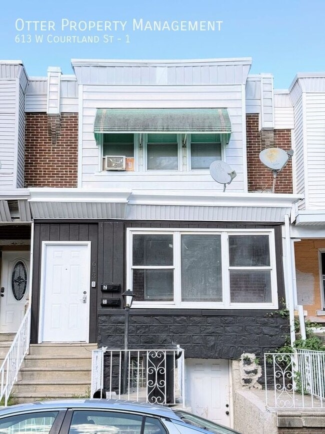 Building Photo - 613 W Courtland St