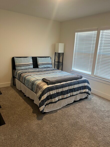 Building Photo - 258 Fawn Ridge Dr