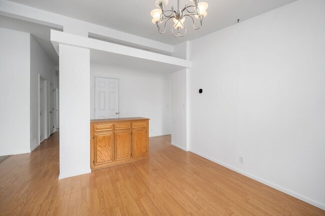 Building Photo - 55 & Older Community Large 3/2 Home in