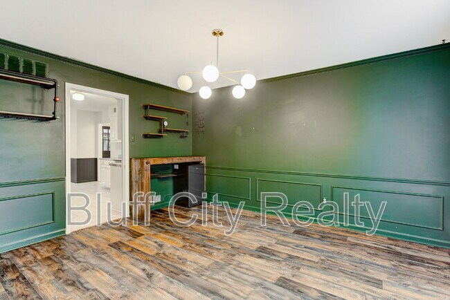 Building Photo - 6878 Kingham Cove