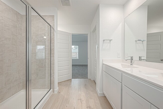 Building Photo - 4939 Pne Hvn Ln