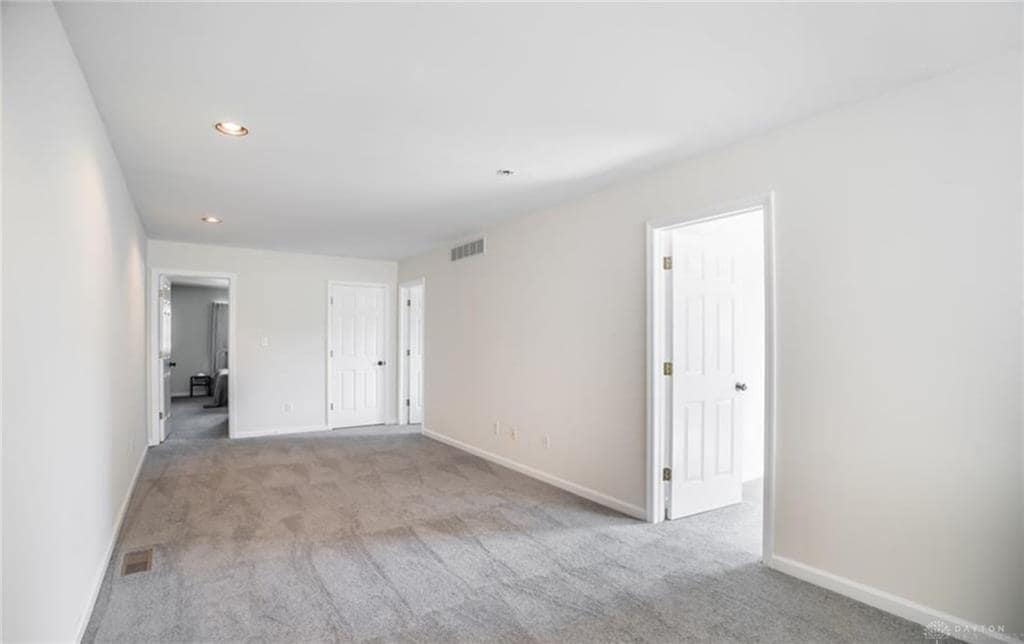 Building Photo - 215 N Williams St