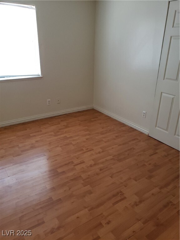 Building Photo - 3948 N Applecrest St