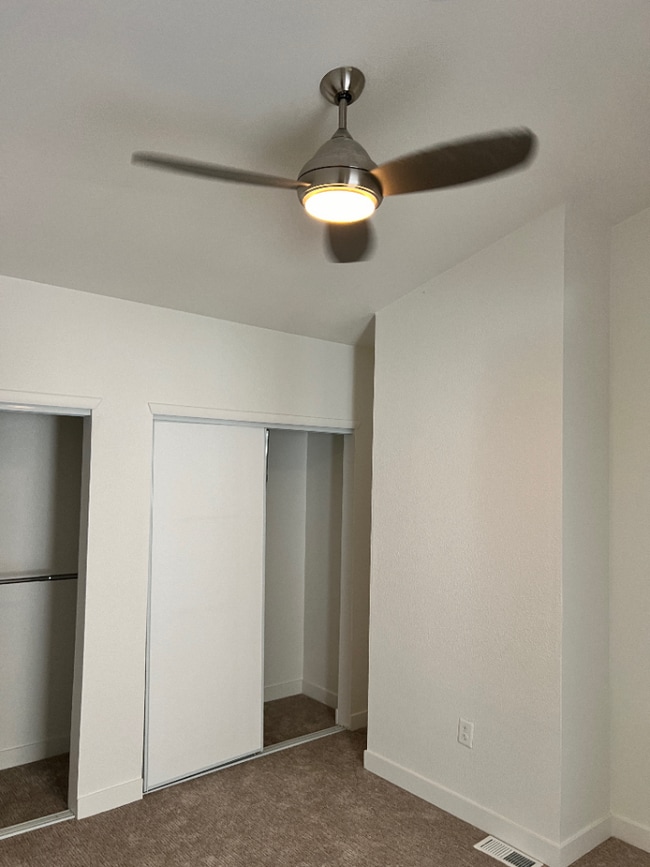 Building Photo - AVAILABLE JULY! Fully-remodeled RiNo Townhome!
