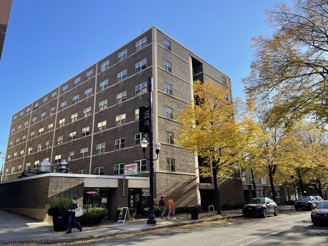 Building Photo - Beaver Plaza - 103