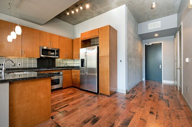 Building Photo - Expansive East Village 1 Bedroom at M2I! 2...