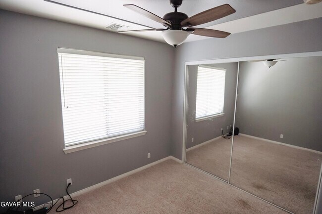 Building Photo - 43632 Colony Dr