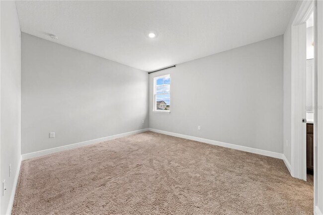 Building Photo - 10657 Marconi Ave
