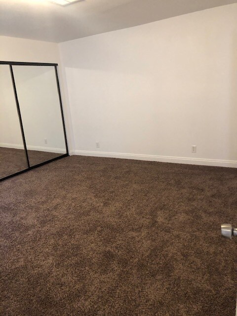 Building Photo - 3944 Edgemoor Way