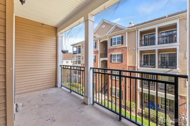 Building Photo - 434 Micali Way
