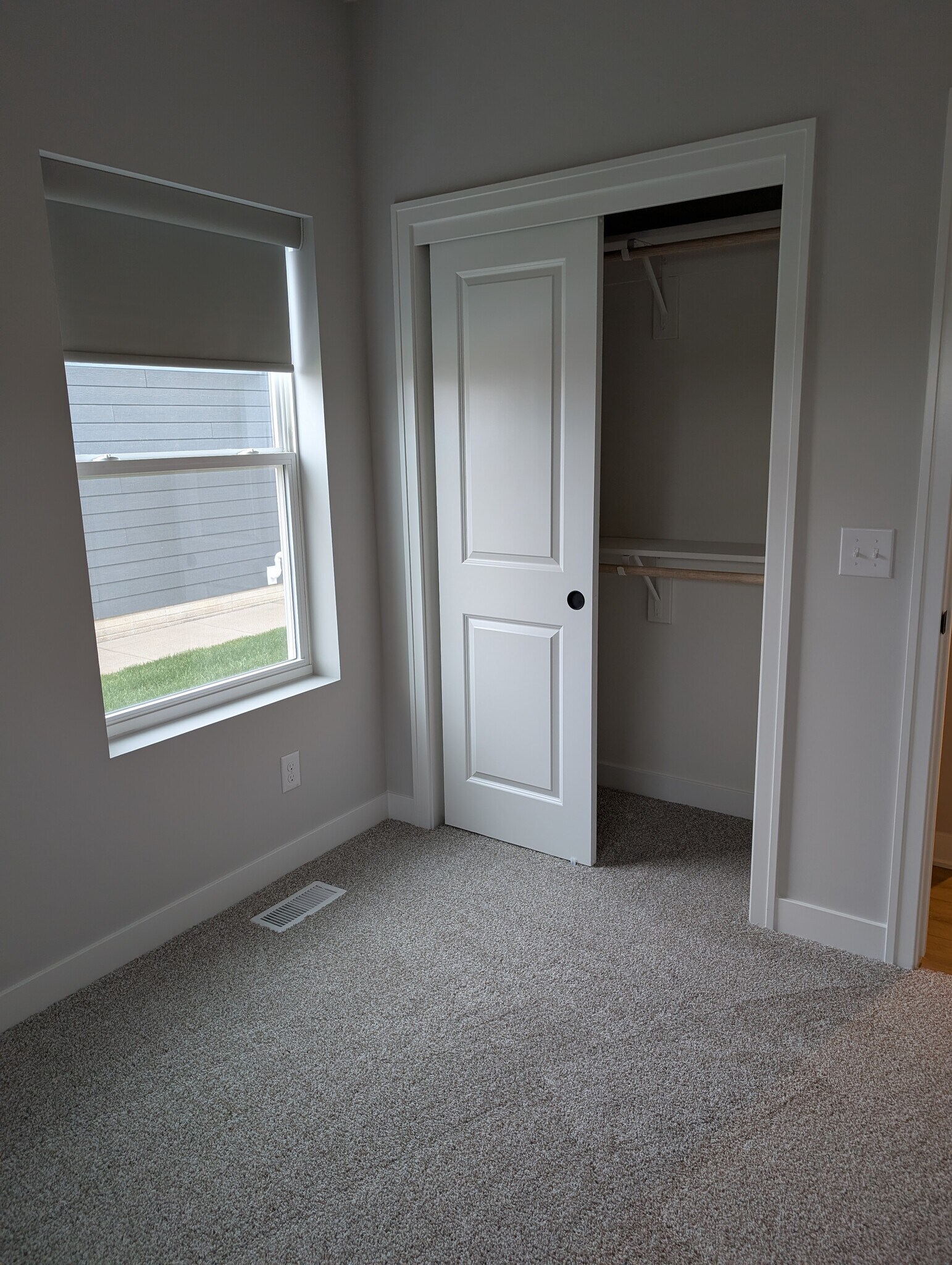 2nd Bedroom - 12855 S 45th Ter