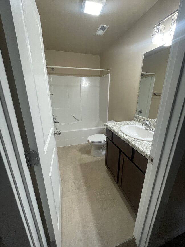 Building Photo - 4022 Sunstone St