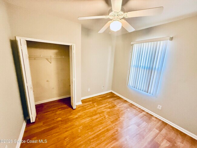 Building Photo - 402 Breckenridge Cir SE