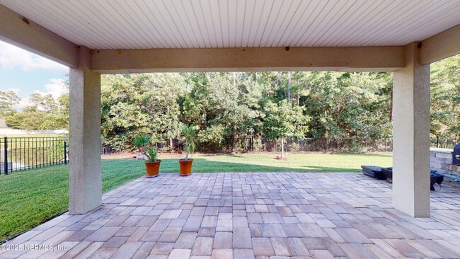 Building Photo - 2588 Cody Dr
