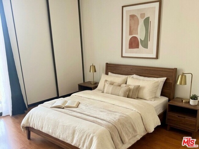 Building Photo - 4499 Via Marisol