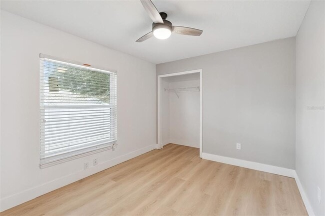 Building Photo - 10618 Clarcona Ocoee Rd