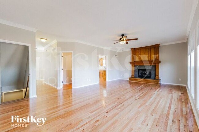 Building Photo - 17570 W 163rd St