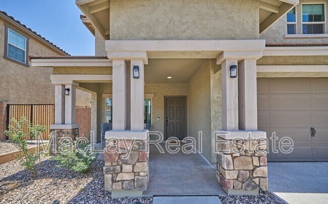Building Photo - 2415 E Runaway Bay Pl