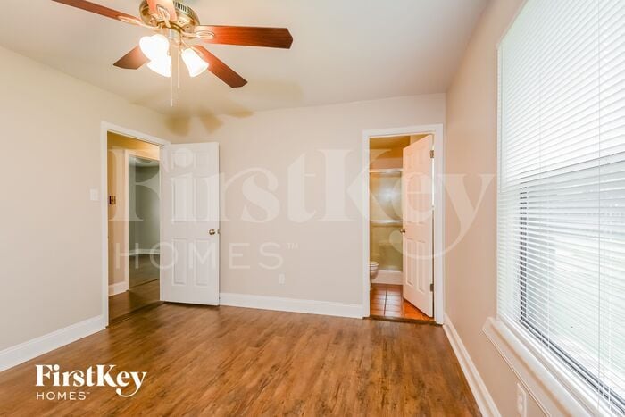 Building Photo - 5854 Blackberry Dr