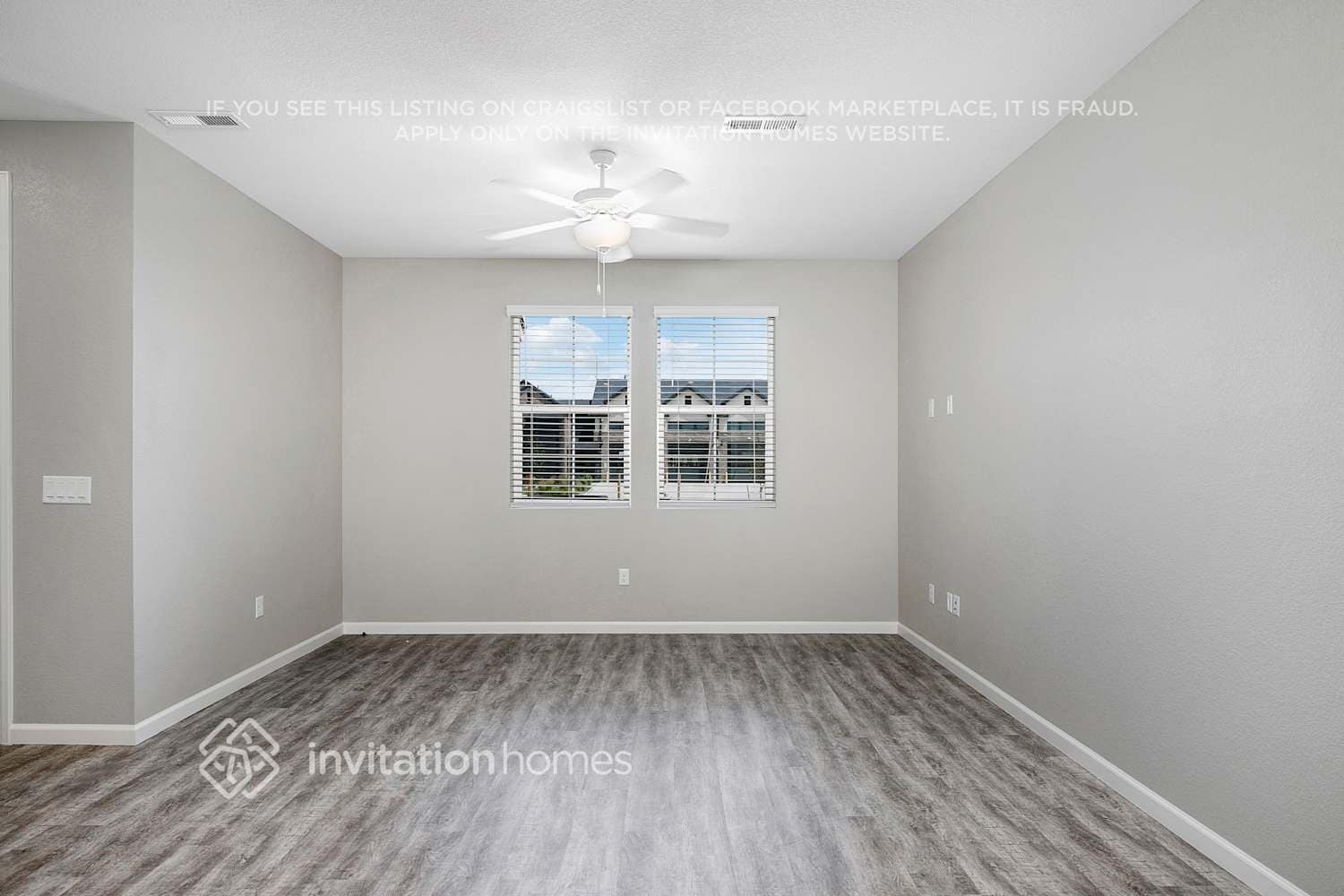 Building Photo - 24223 E Mexico Ave