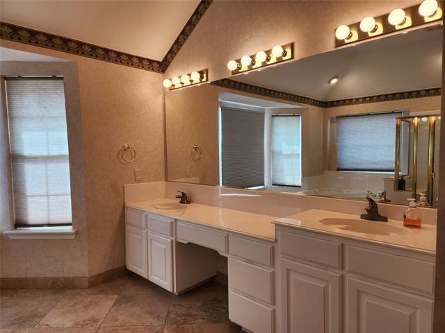 Building Photo - 7009 Dobbins Dr
