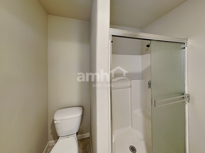 Building Photo - 1292 Alpine Lakes St SE