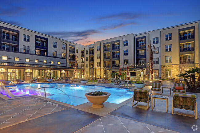 Building Photo - Larkspur at Shadow Creek