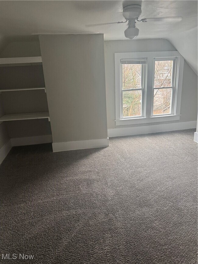 Building Photo - 622 Payne Ave