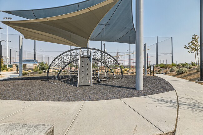 Building Photo - 2777 Abrantes Pl