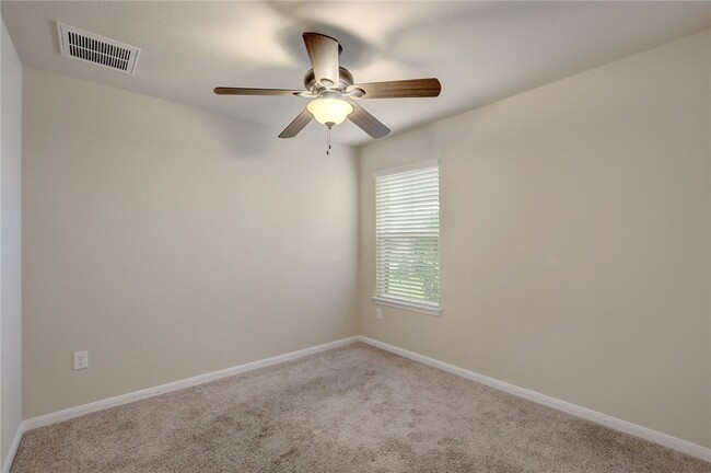 Building Photo - 217 Rafe Ct