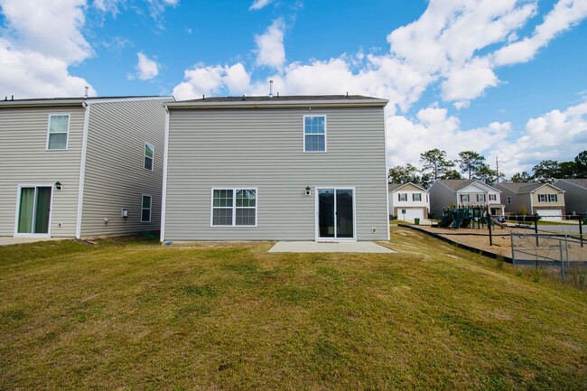 Building Photo - Gorgeous 4 Bedroom, 2 Bath Home in Bowden ...