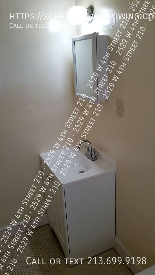 Building Photo - 2529 4th St