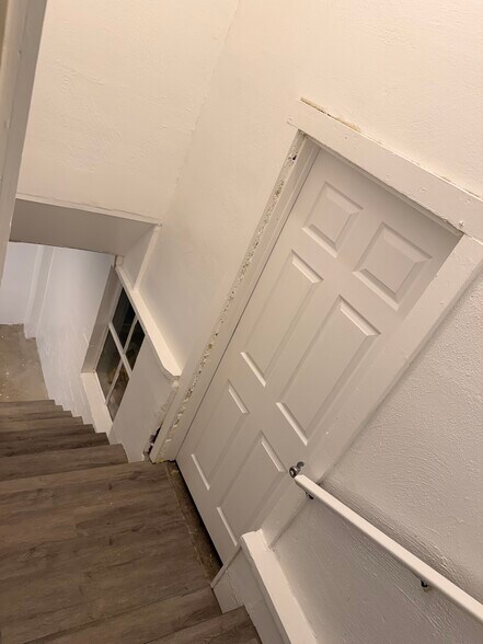 Building Photo - 1504 Philo Rd