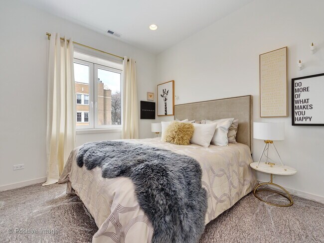 Building Photo - 2116 N Natchez Ave