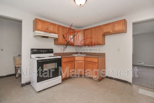 Building Photo - 1316 Massachusetts Ave