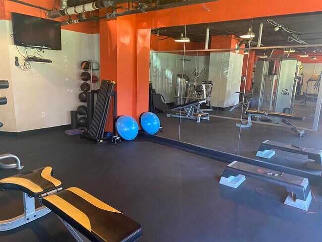 Building Photo - 500 Central Ave