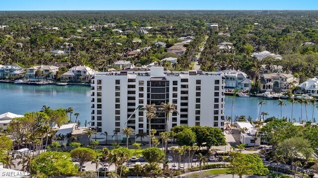 Building Photo - 2400 Gulf Shore Blvd N