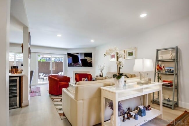 Building Photo - 6952 Camino Amero