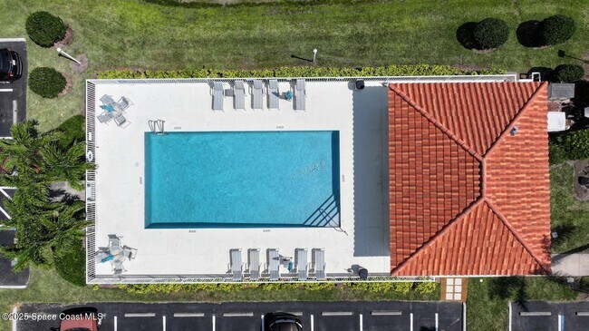 Building Photo - 732 Bayside Dr