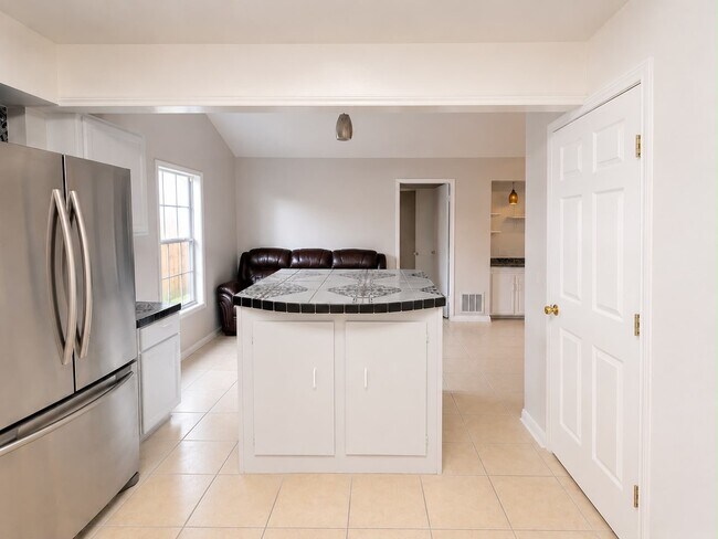 Building Photo - 10603 Silkwood Dr