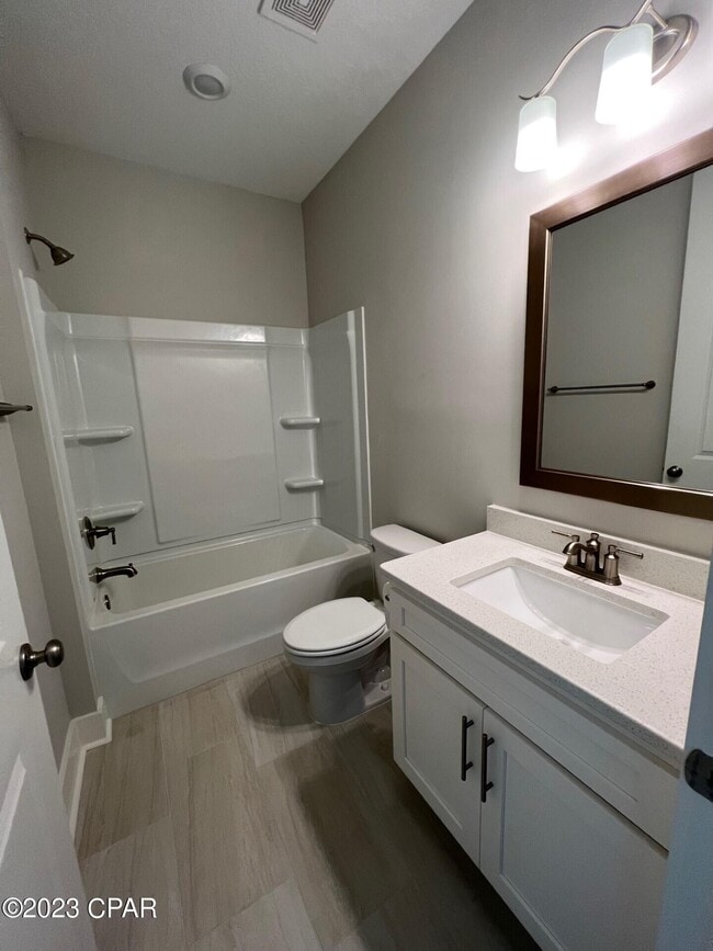 Building Photo - 1096 Harrison Byu Dr