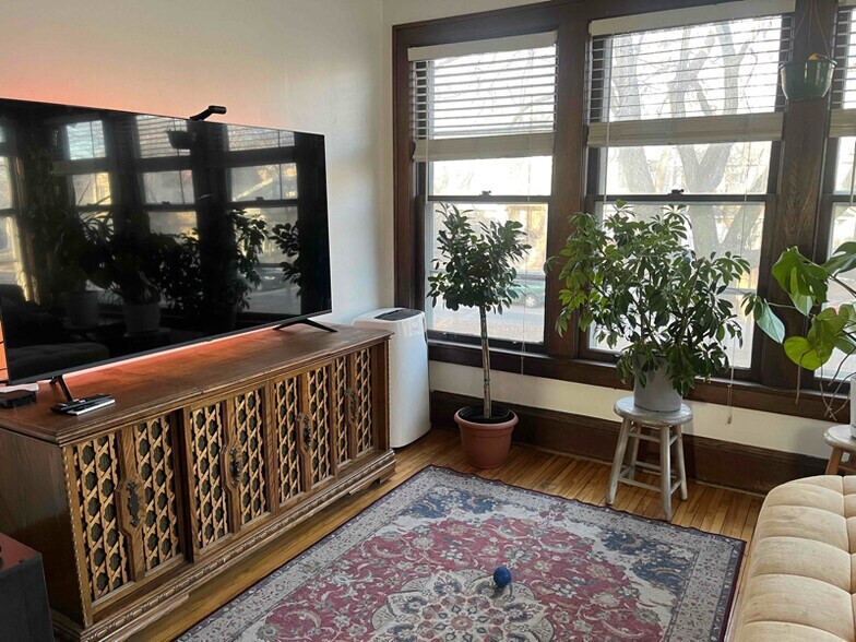 Building Photo - 3212 Lyndale Ave S